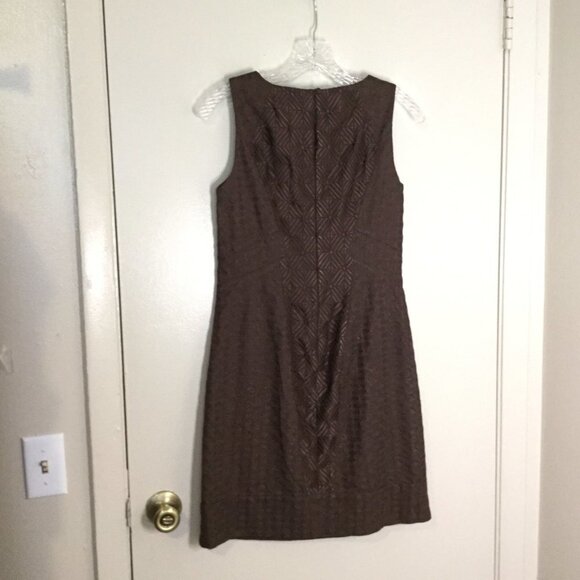 WHBM Espresso Brown Textured Shift Dress - Picture 4 of 9